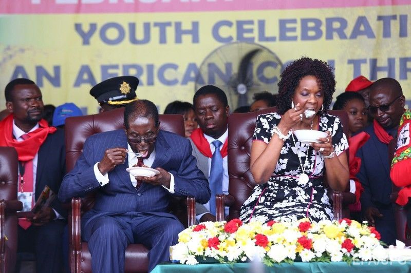 Мугабе и его супруга Грейс