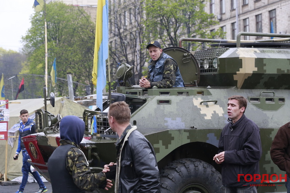 Майдан незалежности, апрель 2014