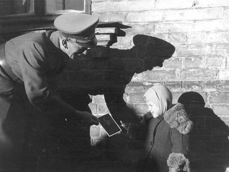 Киевлянка Хорошунова в дневнике 1941 года: Одни говорят, что евреев расстреливают поголовно, другие – что их будут куда-то отправлять