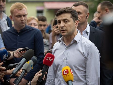 Зеленский поручил Хомчаку взять под личный контроль расследование крушения армейского вертолета Ми-8