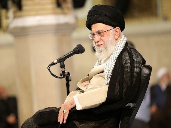 Аятолла Хаменеи заявил, что разработка ядерного оружия противоречит религиозным убеждениям иранцев