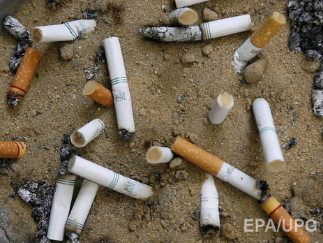 Reuters: Парижские курильщики будут платить штраф €68 за брошенный окурок