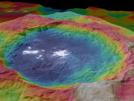 Зонд сфотографировал странные вспышки на Церере