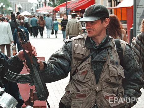 Военная прокуратура и СБУ задержали троих подозреваемых в контрабанде оружия из зоны АТО