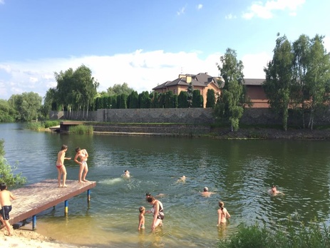 Охраннику, стрелявшему по детям в Козине, присудили 200 часов общественных работ