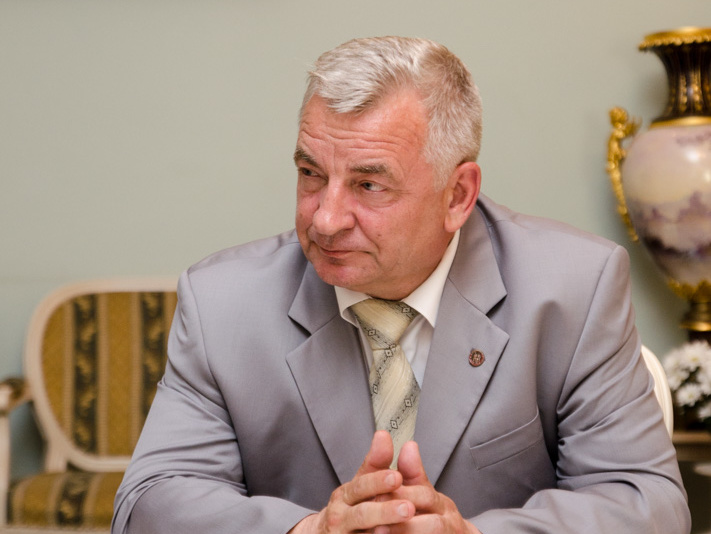 Кабмин Украины уволил замминистра обороны Мехеда