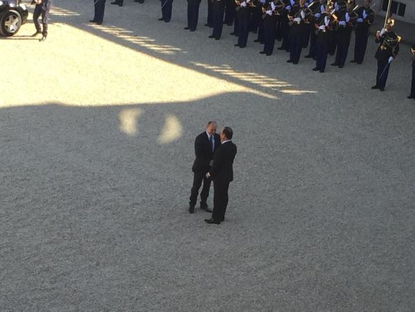 Путин прилетел в Париж на встречу лидеров "Нормандской четверки"