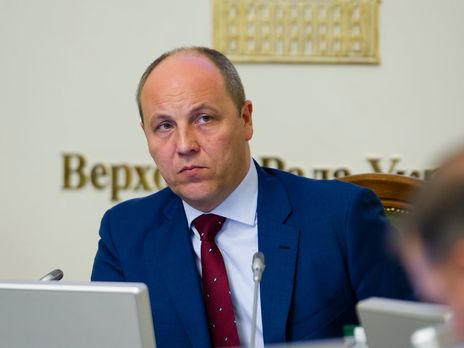 Парубий на съезде партии Порошенко заявил, что идет на парламентские выборы с “командой единомышленников”