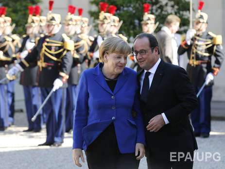 В Париже уже больше трех часов продолжаются переговоры 