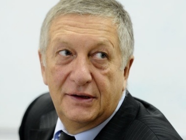 Боровой: Мы приближаемся к концу путинского режима. Но уходить, не хлопнув громко дверью, Путин не хочет