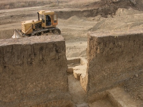 Суд разрешил строителям моста в Крым работать на территории крупнейшего в РФ античного музея-заповедника 