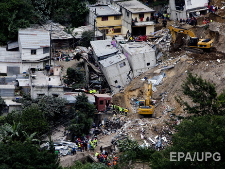 В Гватемале жертвами оползня стали десятки человек