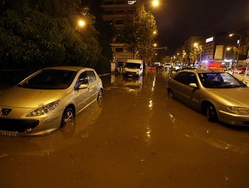 Во Франции в результате наводнения погибли 12 человек