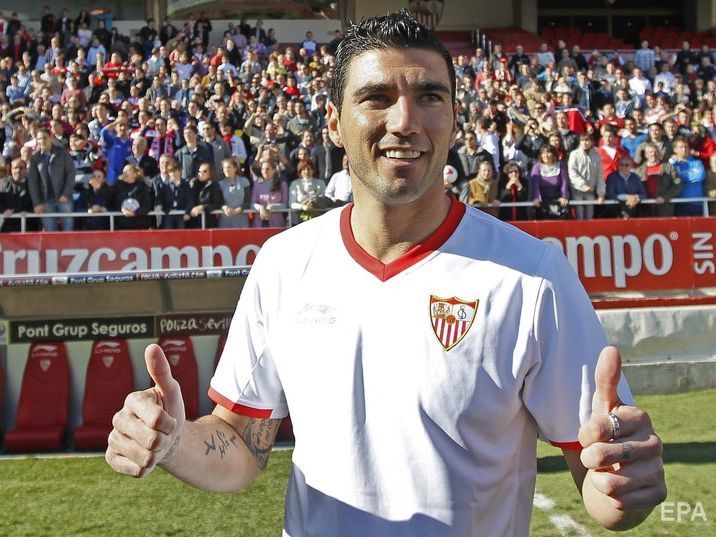 ﻿Відомий іспанський футболіст Реєс загинув в автотрощі