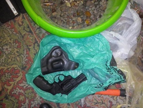 Правоохранители задержали в Ровенской области скупщиков янтаря, организовавших его подпольную переработку 