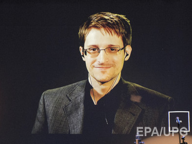 Сноуден: Спецслужбы могут управлять смартфонами