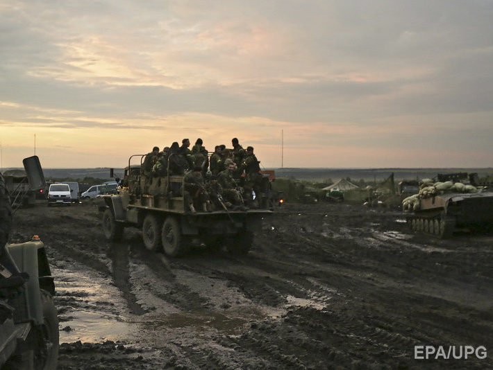 Спикер АТО: В Луганской области украинские военные отвели от передовой большую часть танков