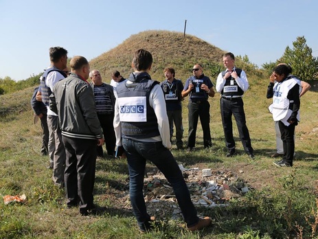 ОБСЕ: Наблюдателям отказали в доступе на одну из площадок хранения тяжелого вооружения 