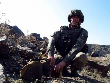 Пресс-центр АТО: На Донбассе соблюдается режим тишины, продолжается отвод тяжелого вооружения