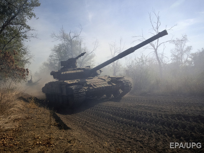 Генштаб: Отвод танков от линии соприкосновения завершен