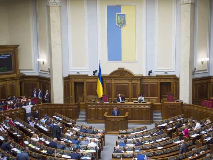 Правозащитники и бывшие заложники боевиков призвали нардепов 6 июня поддержать законопроект об ответственности за преступления против человечности