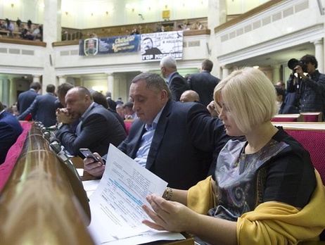 Верховная Рада приняла в первом чтении законопроект о трудовой миграции