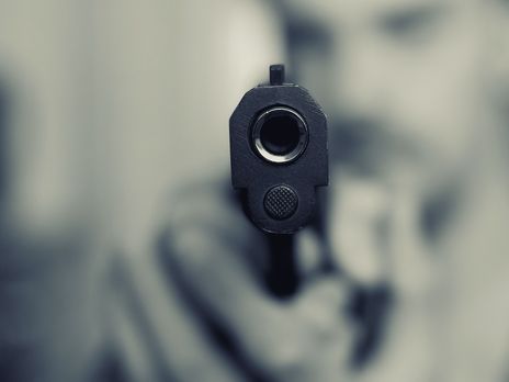 Адвокат сім'ї вбитого в Переяславі-Хмельницькому хлопчика повідомив, що в момент пострілу поряд із поліцейськими було двоє людей