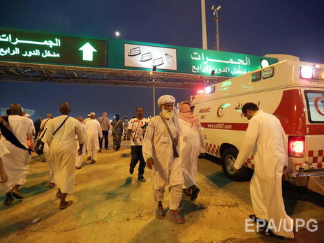 AP: Во время давки в Мекке погибли почти 1,5 тыс. человек