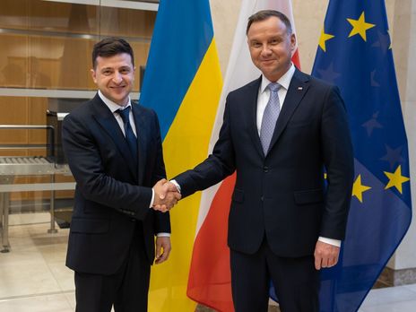 ﻿Зеленський обговорив із Дудою війну в Україні і 