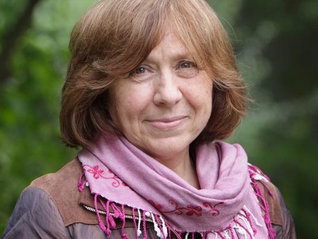 Алексиевич: Лукашенко – советский человек, ему нельзя доверять