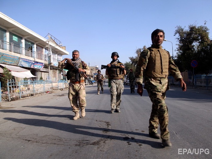 В Кабуле смертник напал на конвой сил международной коалиции