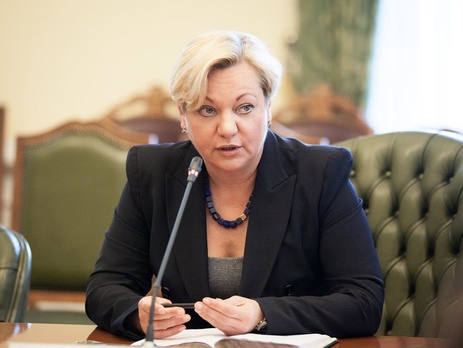 Гонтарева: НБУ не намерен удерживать курс гривны