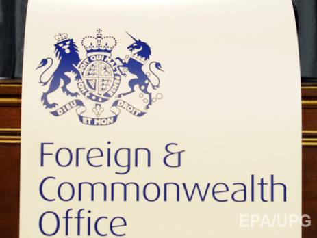 МИД Британии опровергает информацию СМИ о разрешении летчикам открывать ответный огонь по самолетам ВВС РФ