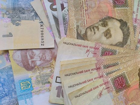 ﻿Кабінет Міністрів України планує девальвувати гривню до 30,7 грн/$ до кінця 2022 року