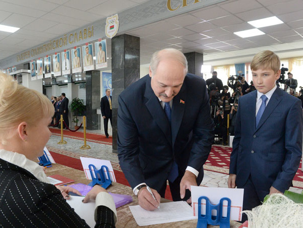 Reuters: Часть санкций с Беларуси могут снять в конце октября