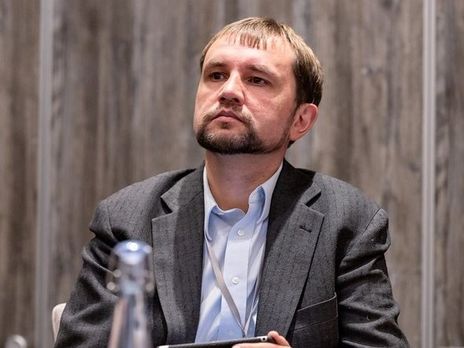 ﻿В'ятрович щодо пропозиції Кучми: Не стріляють у відповідь ті, кого поставили до стінки