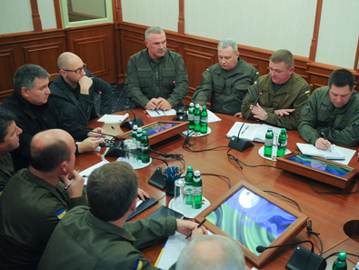 Яценюк: В 2016 году в Украине будет открыто производство патронов для стрелкового оружия