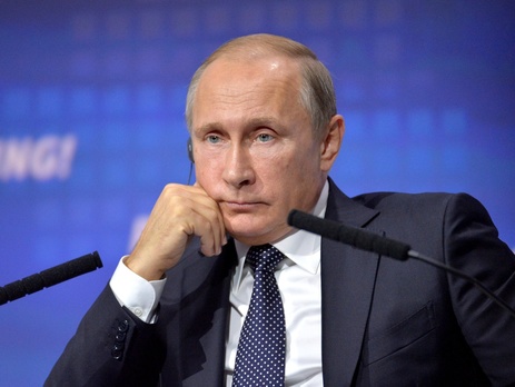 Путин предложил не искать экстремизм в священных книгах христиан, мусульман, иудеев и буддистов