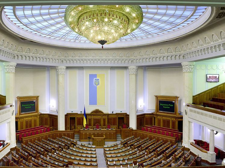 Представитель Зеленского в КСУ заявил, что уверен в конституционности указа президента о роспуске Рады