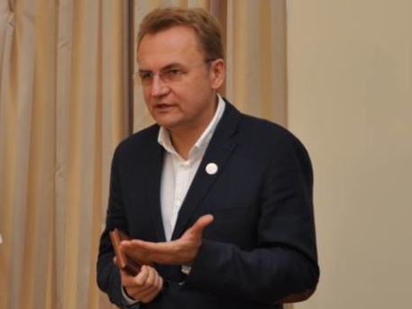 Садовый будет судиться с телеканалом ZІК