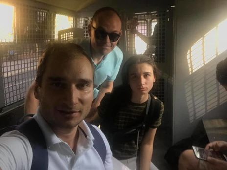 ﻿У Москві затримали журналістів, які вийшли з одиночним пікетом на підтримку кореспондента Голунова