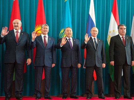 Путин: На стороне ИГИЛ воюют от пяти до семи тысяч выходцев из бывшего СССР