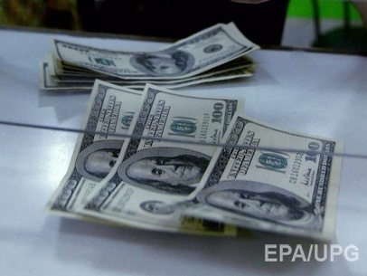 Нацбанк укрепил гривну к доллару до 21,69 грн/$