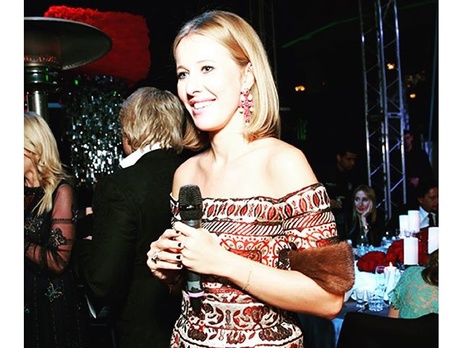 Собчак о своей фото на фоне лошадей: Вечер с семьей