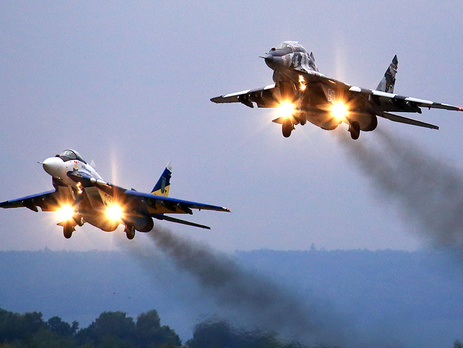 Украинские летчики проводят совместные учения с поляками. Фоторепортаж