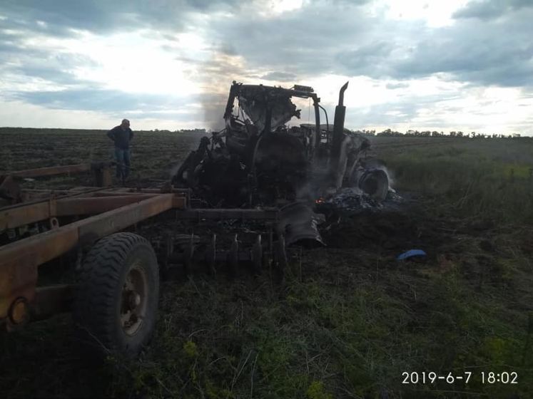 ﻿Двоє трактористів підірвалися на полі в Луганській області – заступник голови ОДА
