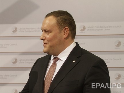 Глава МВД: Латвия возведет на границе с Россией забор для ограничения потока нелегалов