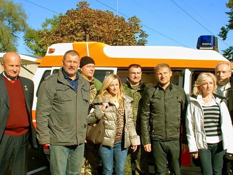 Скрипка подарил бойцам полка 