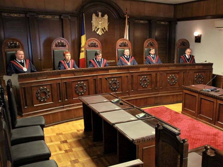 ﻿Конституційний суд Молдови вирішив розпустити парламент