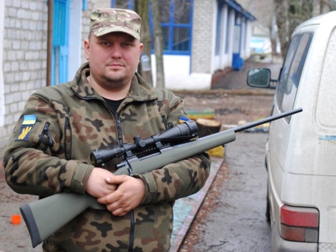 Вблизи донецкого аэропорта боец "Легиона Свободы" Мариняко получил ранение в грудь от снайперской пули